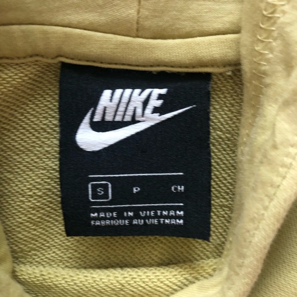 Nike Cropped Floral Hoodie - Picture 3 of 4